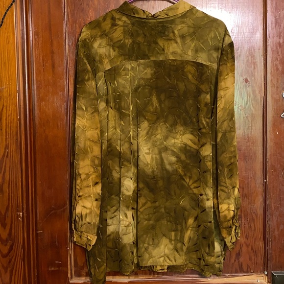 EUC August Max shirt - Picture 5 of 6